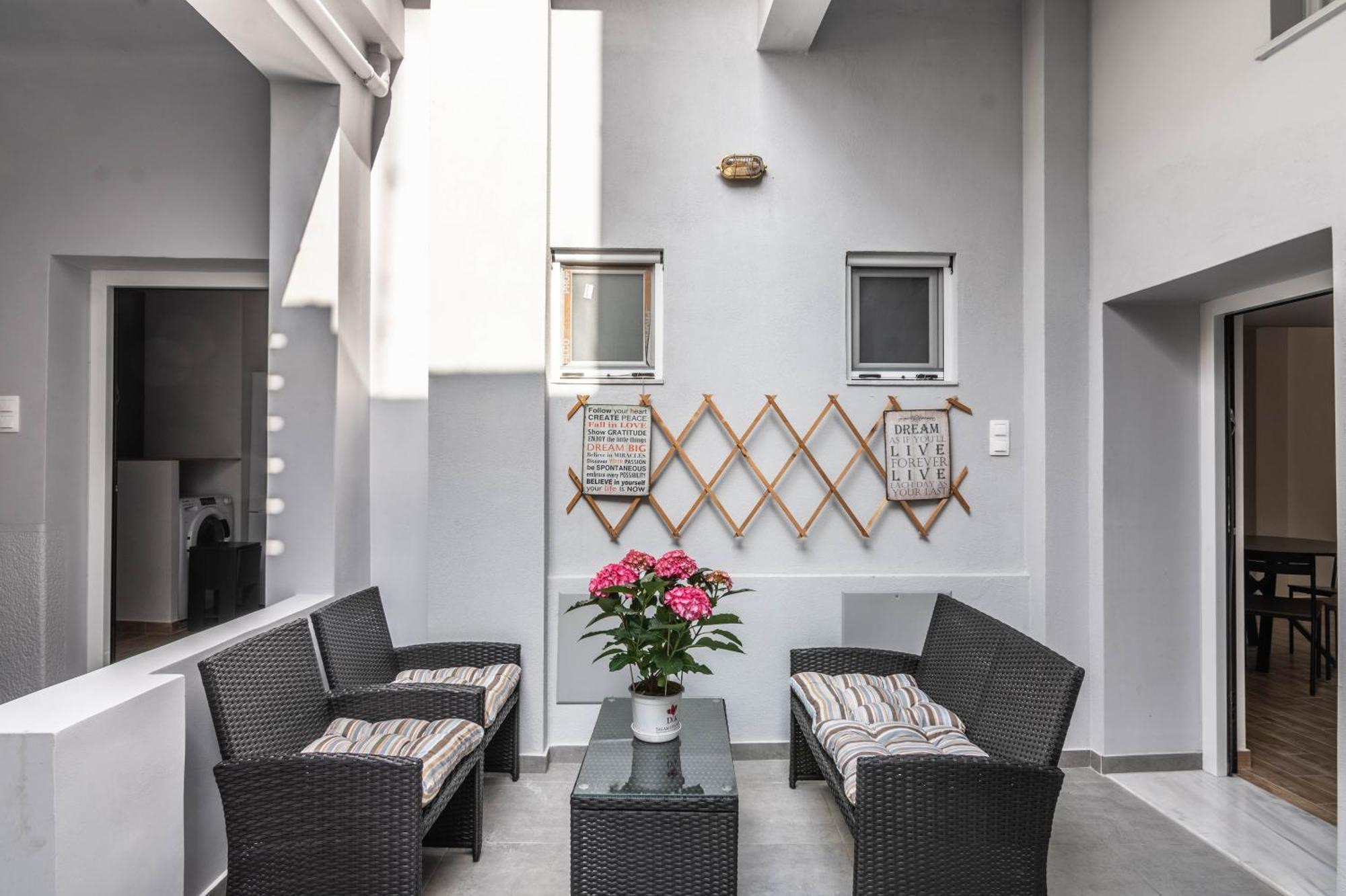 Gazi Home Афины Экстерьер фото